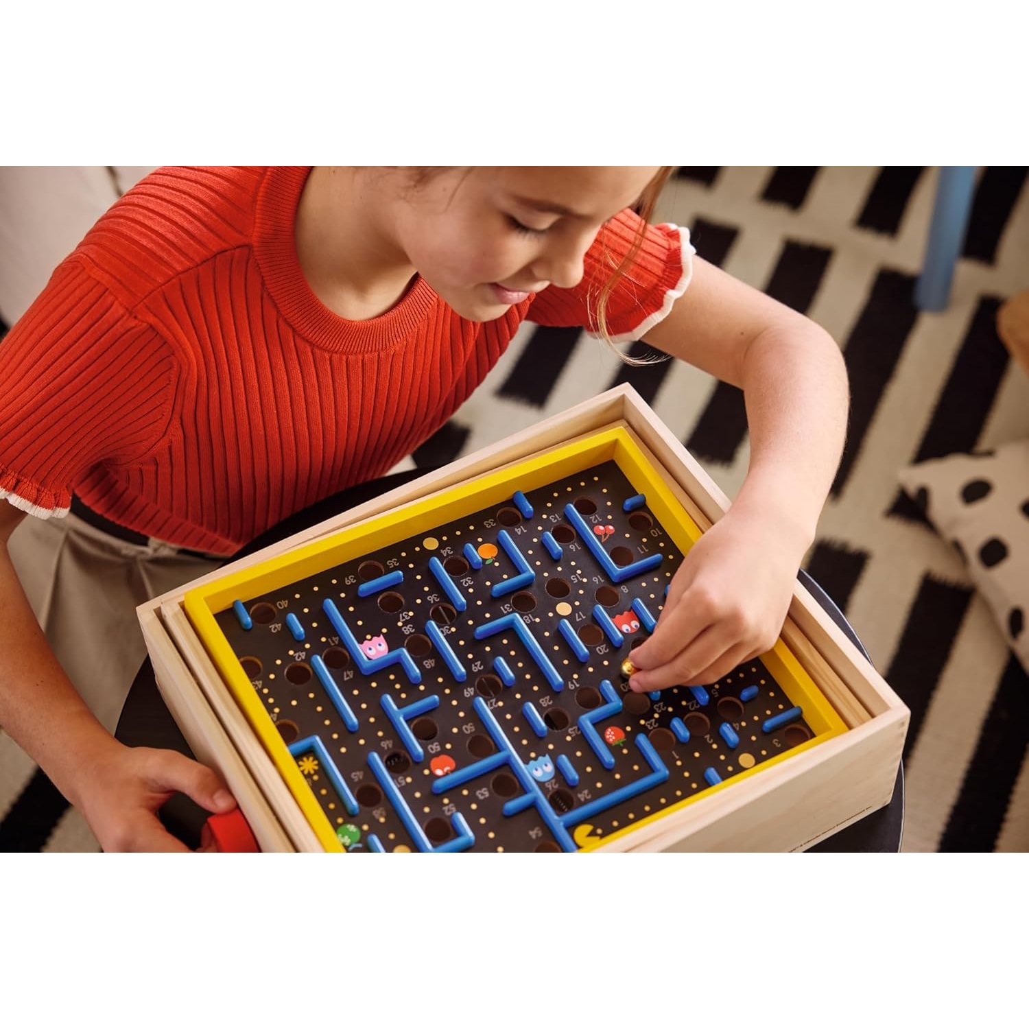 BRIO - 34100 - Mon Premier Labyrinthe - Jeu d'adresse - Jeu de Voyage - 1 Joueur - Développe la motricité Fine et la Coordination - sans Pile - pour Filles et garçons dès 3 Ans BRIO - 34100 - Mon Premier Labyrinthe - Jeu d'adresse - Jeu de Voyage - 1 Joueur - Développe la motricité Fine et la Coordination - sans Pile - pour Filles et garçons dès 3 Ans