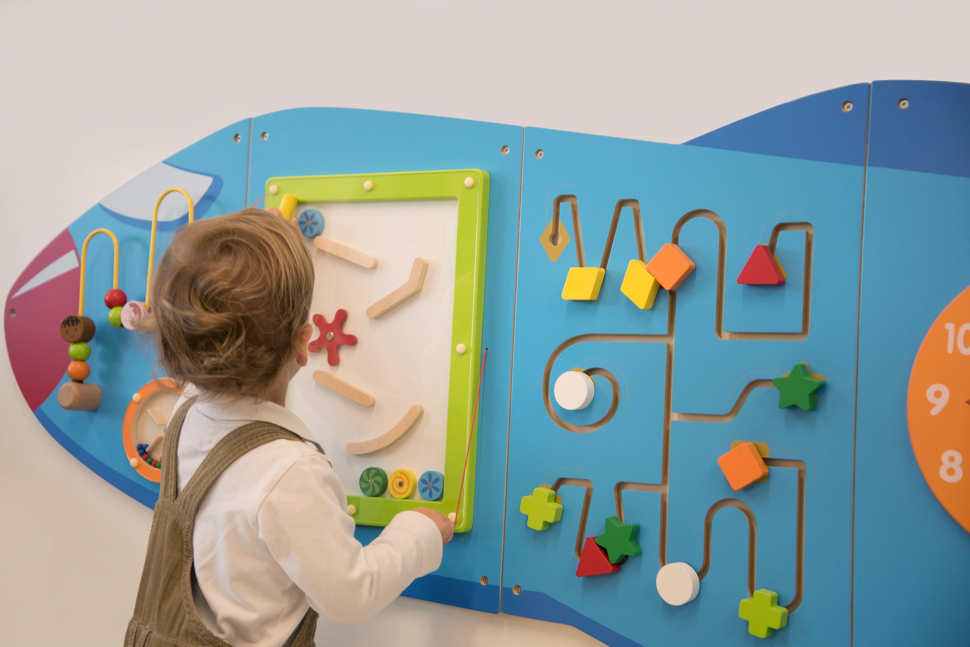 Tableau d'activités Montessori sur le thème de l'espace pour les enfants de 3 à 5 ans. Ce Tableau d'activités Montessori sur le thème de l'espace pour les enfants de 3 à 5 ans. Ce