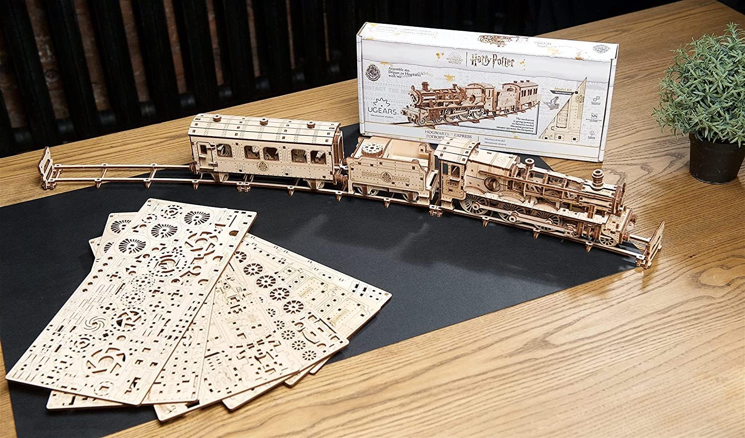 UGEARS Puzzle 3D En Bois - Kit De Modèle De Vif D'Or Harry Potter Loisirs Creatifs Pour Adultes 120 Pieces