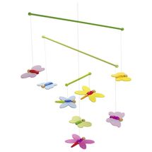 Mobile en bois papillons GK52964 Goki 1