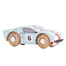Voiture Fred No 26 TV-GT145 Le Toy Van 1