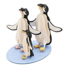 Maquette 3D en papier Famille pingouins FI-11672 Fridolin 1