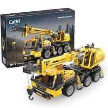 Camion grue 658 pièces C65005W CaDA 1
