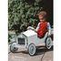 Grande voiture à pédales blanc crème V1150W Vilac 18