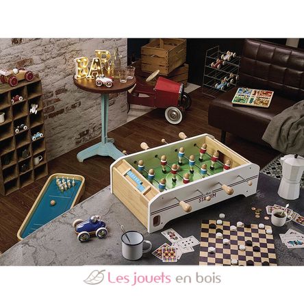 VOITURE A PEDALE - Votre boutique de Robots, voitures à pédales, de l'étain  jouets et plus encore !