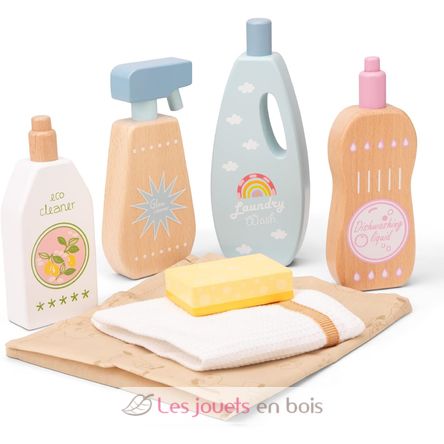 Set de produits ménagers en bois NCT18370 New Classic Toys 1