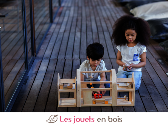 Maison 3 en 1 meublée PT7611 Plan Toys 6