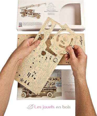 Puzzle 3D Camion de pompiers avec échelle U-70022 Ugears 5