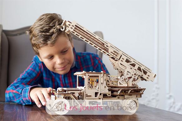 Puzzle 3D Camion de pompiers avec échelle U-70022 Ugears 6