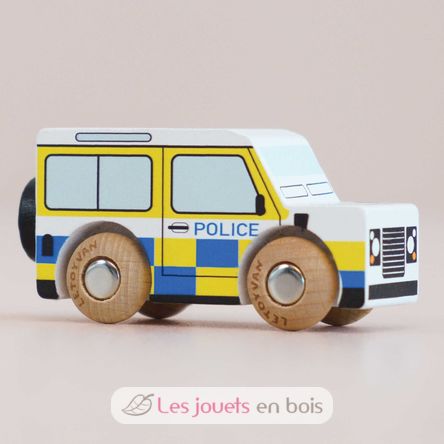 Voiture Bobby No 40 TV-GT250 Le Toy Van 3