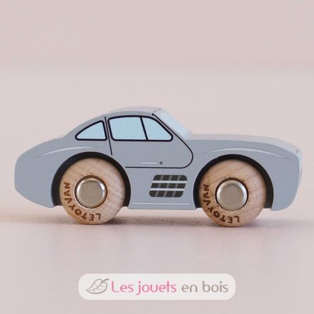 Voiture Mavis No 15 TV-GT85 Le Toy Van 4